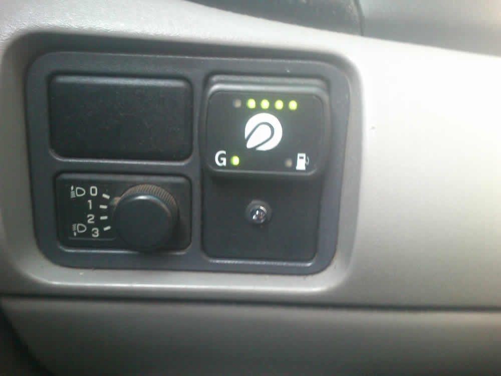 ugraeriokinisi-nissan-almera-hatchback (11)